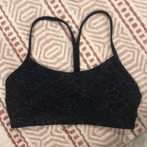 lululemon “Flow Y Bra”